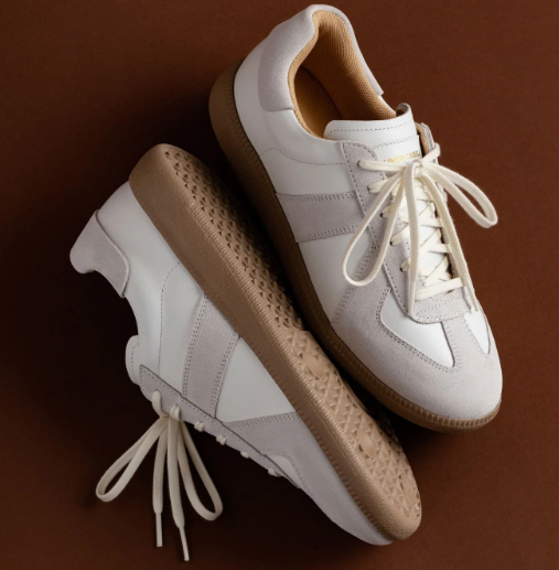 GAT White Gum Low-Top Sneakers