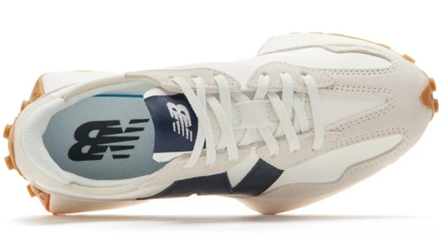 New Balance 327 Women's Sneakers – Moonbeam & Outerspace
