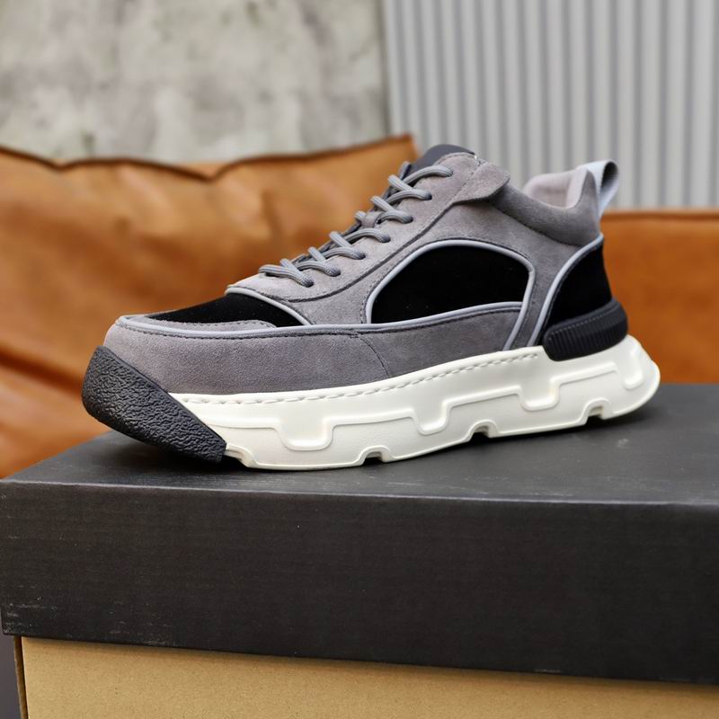 UGG Low-Top Chunky Sneakers - Grey & Black
