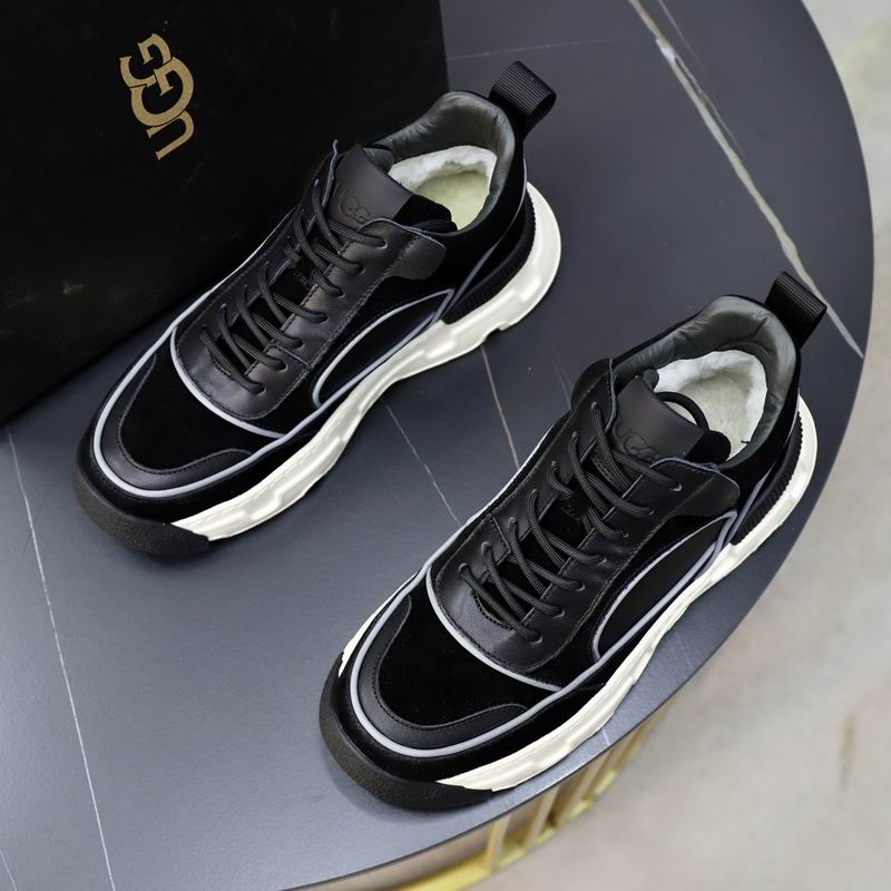 UGG Low-Top Chunky Sneakers - Black