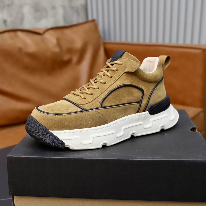 UGG Low-Top Chunky Sneakers - Tan
