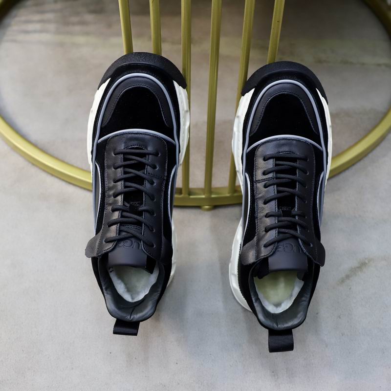 UGG Low-Top Chunky Sneakers - Black