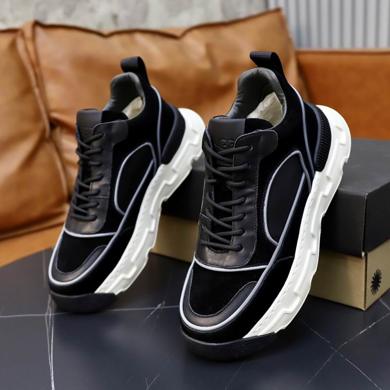 UGG Low-Top Chunky Sneakers - Black