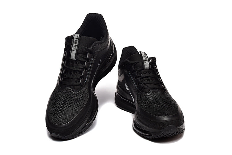 Nike Pegasus Premium Sneakers - Black